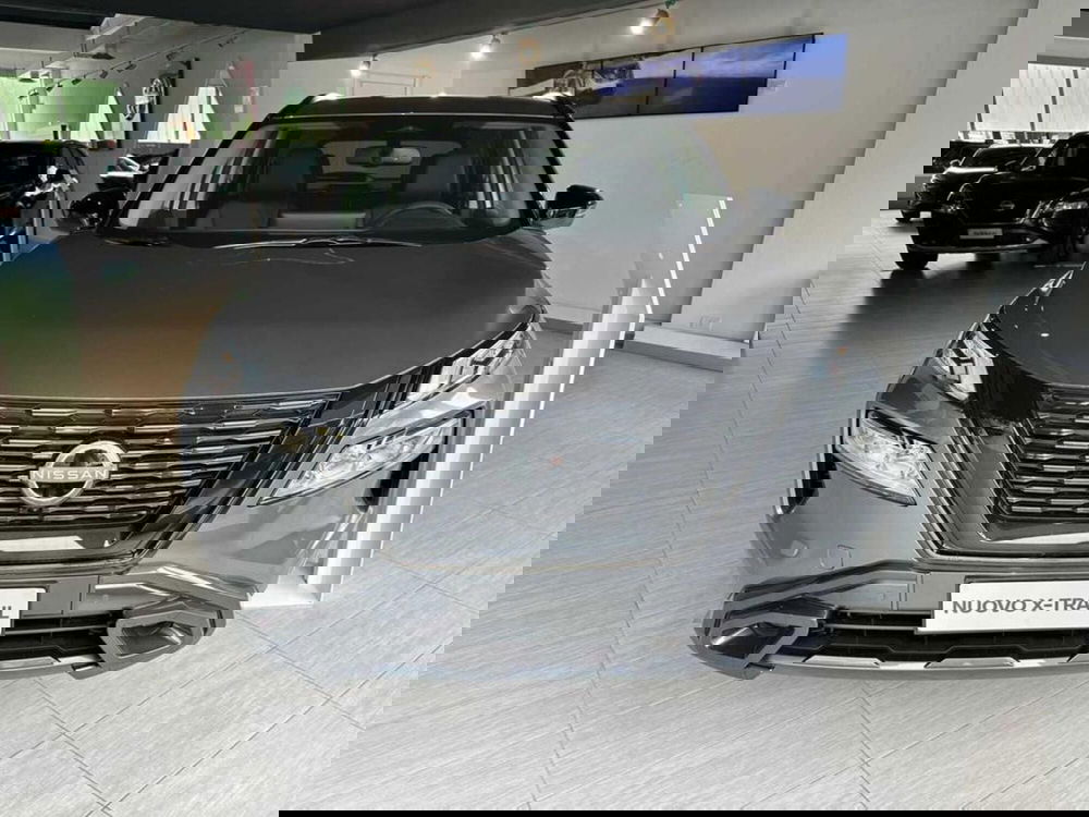 Nissan X-Trail nuova a Sondrio (8)