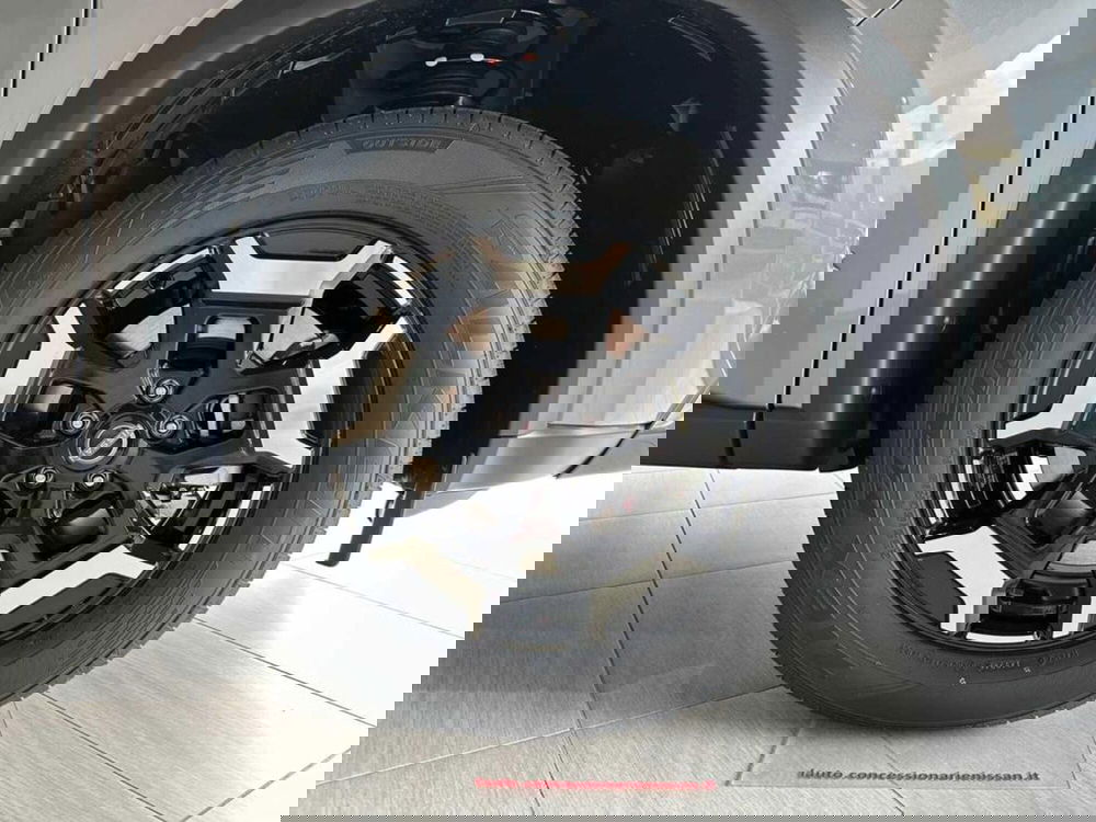 Nissan X-Trail nuova a Sondrio (9)