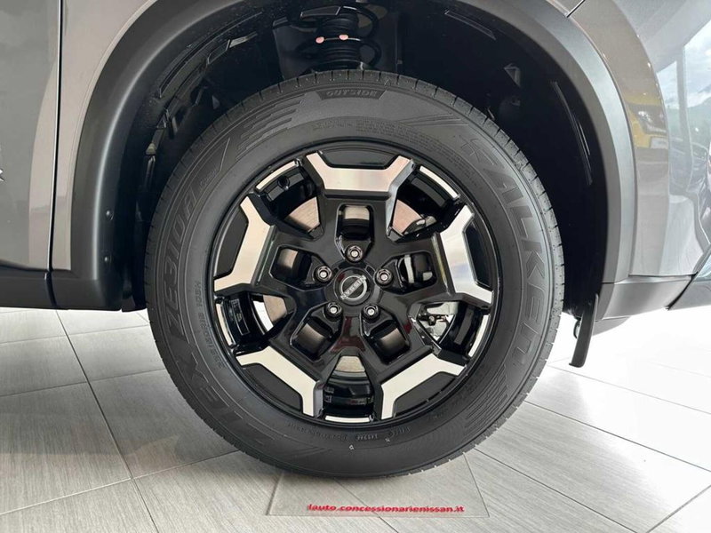 Nissan X-Trail nuova a Sondrio (9)