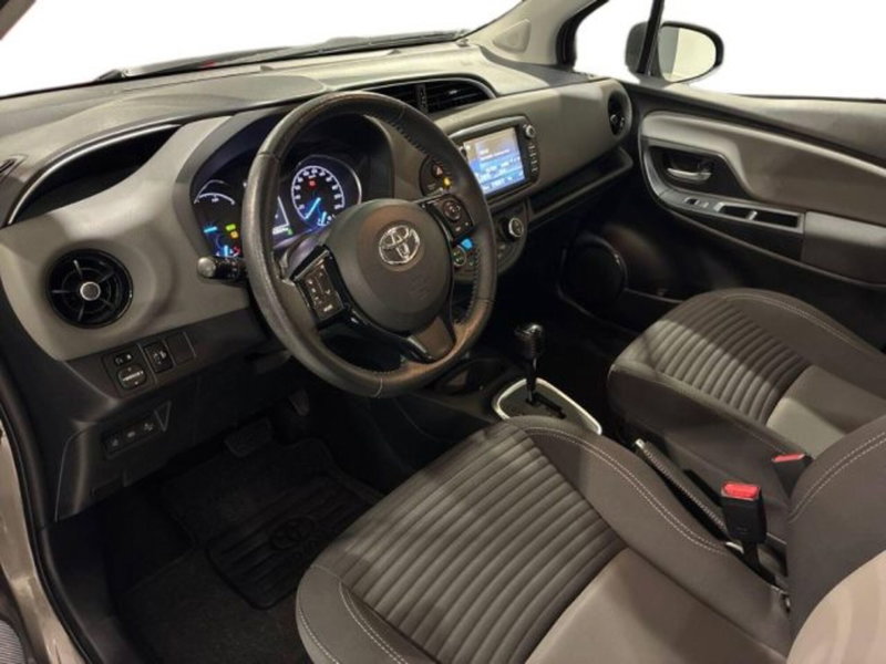 Toyota Yaris Cross usata a Ancona (9)