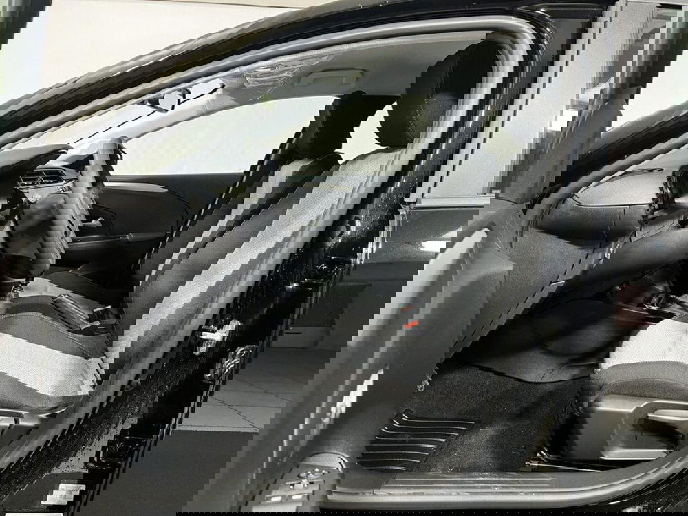 Opel Corsa nuova a Sondrio (10)