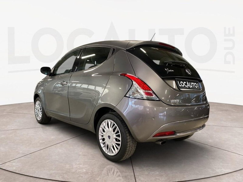 Lancia Ypsilon usata a Torino (4)