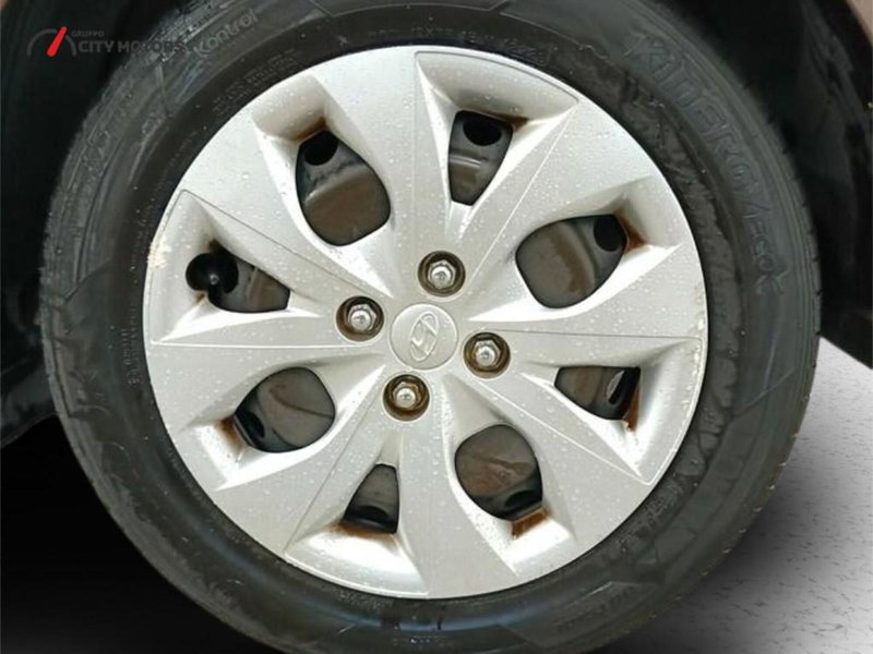 Hyundai i20 usata a Monza e Brianza (14)