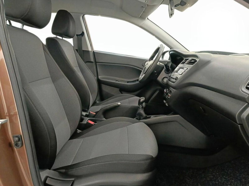 Hyundai i20 usata a Monza e Brianza (9)