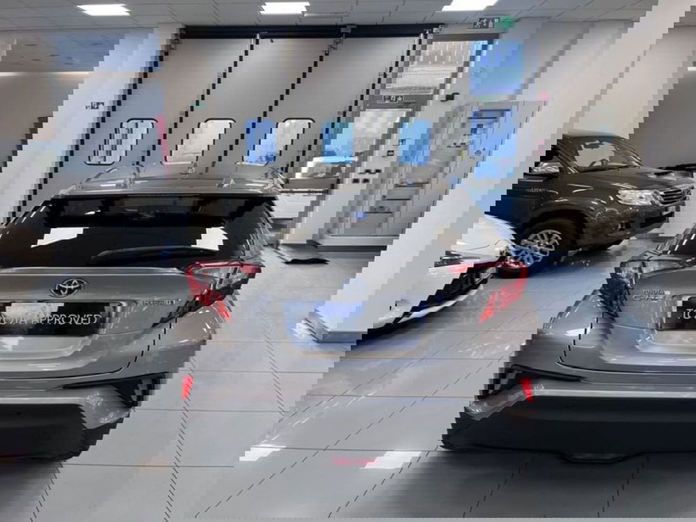 Toyota Toyota C-HR usata a Prato (5)