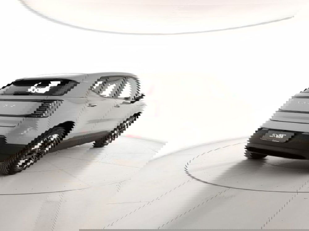 Volvo EX30 nuova a Modena (5)