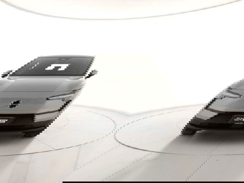 Volvo EX30 nuova a Modena (7)