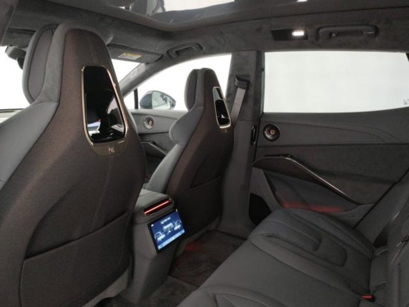 Lotus Eletre nuova a Modena (9)