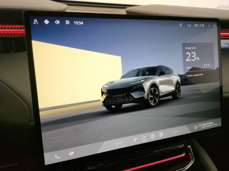 Lotus Eletre nuova a Modena (12)