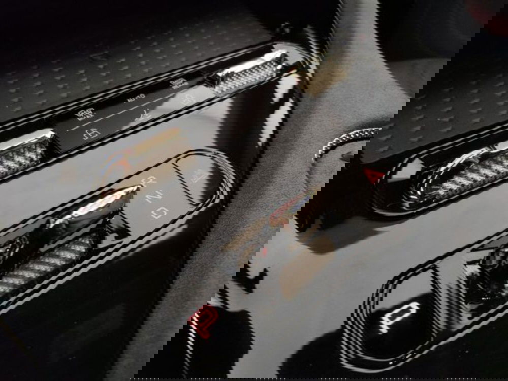 Lotus Eletre nuova a Modena (15)