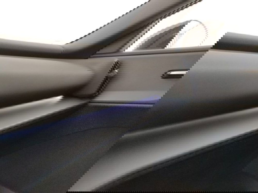 Volvo EX30 nuova a Modena (17)