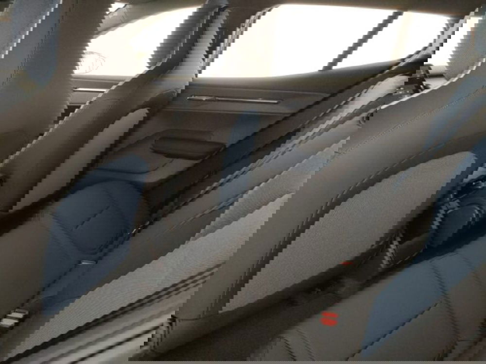 Volvo EX30 nuova a Modena (9)