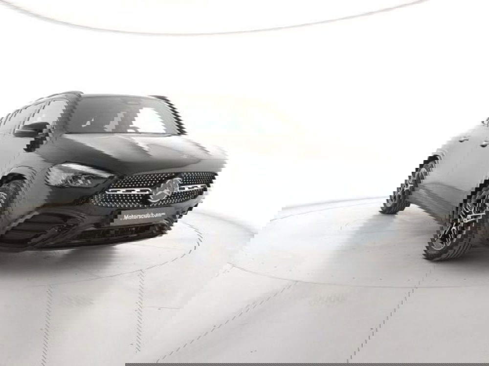 Mercedes-Benz GLA SUV usata a Modena (6)