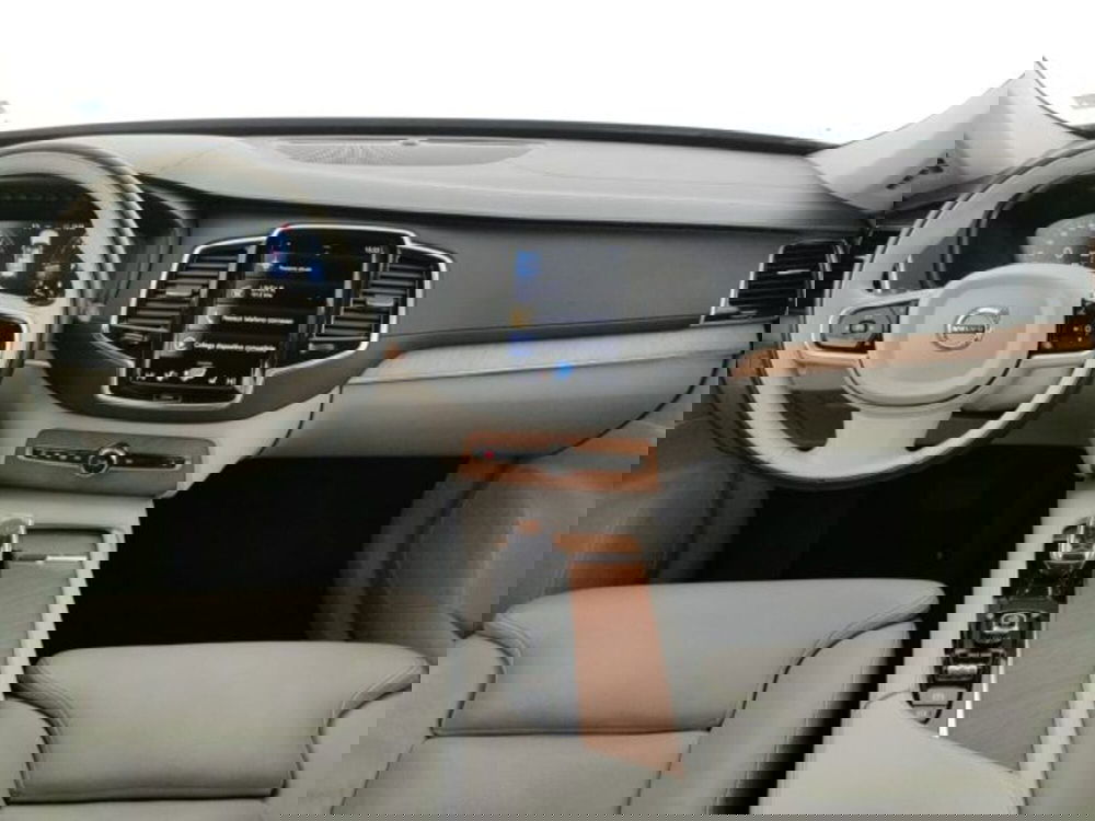 Volvo XC90 usata a Modena (11)