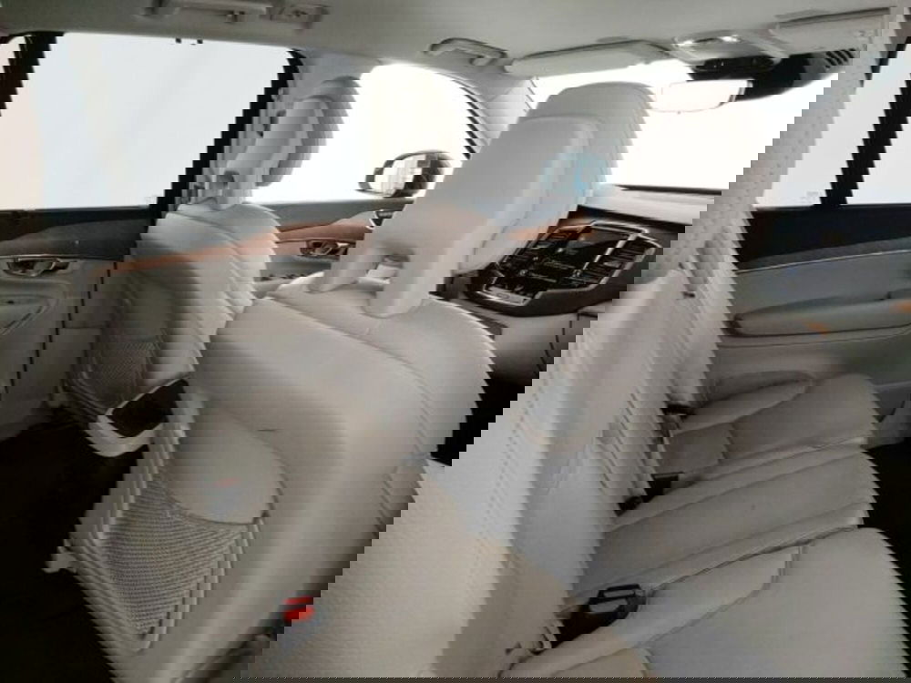 Volvo XC90 usata a Modena (9)