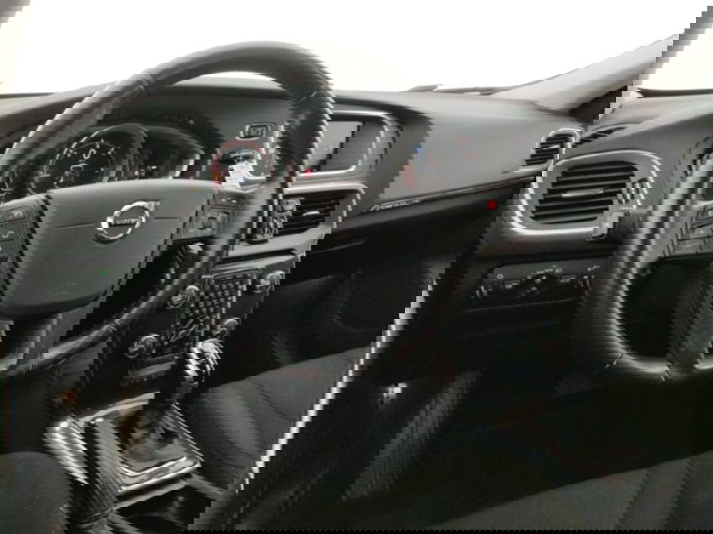 Volvo V40 Cross Country usata a Modena (13)