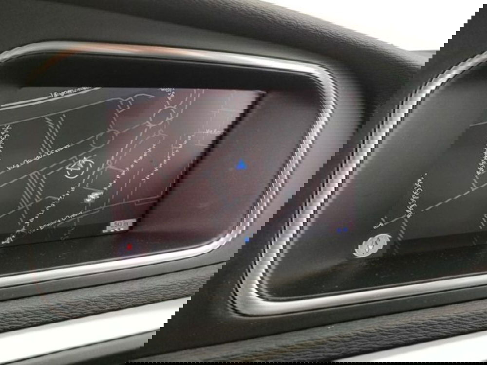 Volvo V40 Cross Country usata a Modena (16)