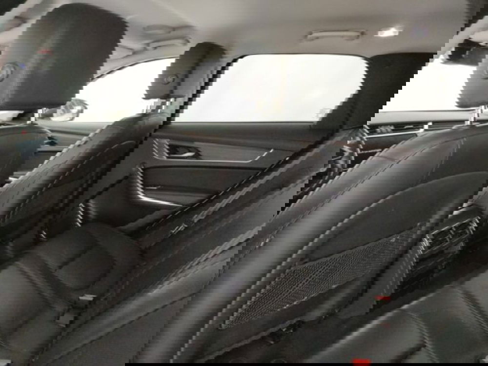 Jaguar F-Pace usata a Modena (8)