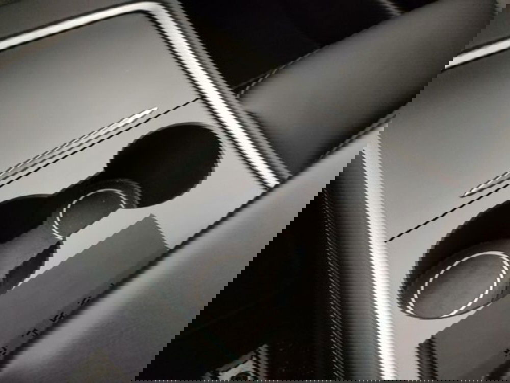 Tesla Model 3 usata a Modena (17)