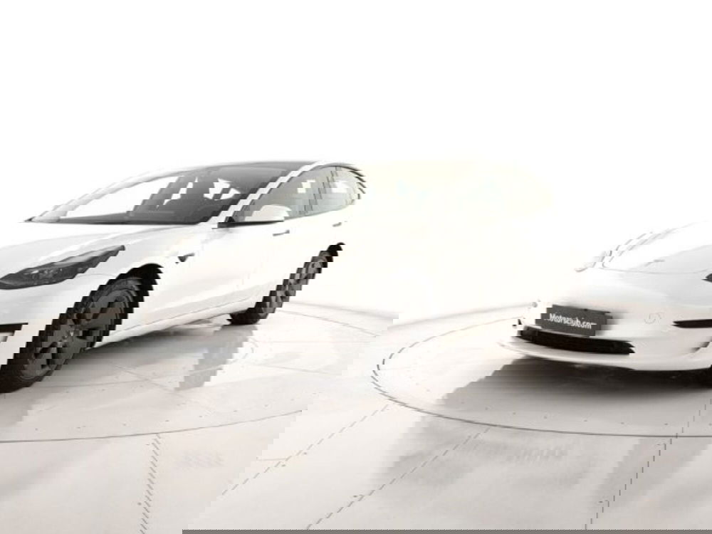 Tesla Model 3 usata a Modena (2)