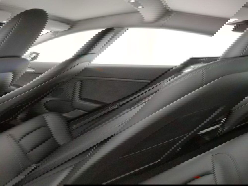 Tesla Model 3 usata a Modena (7)