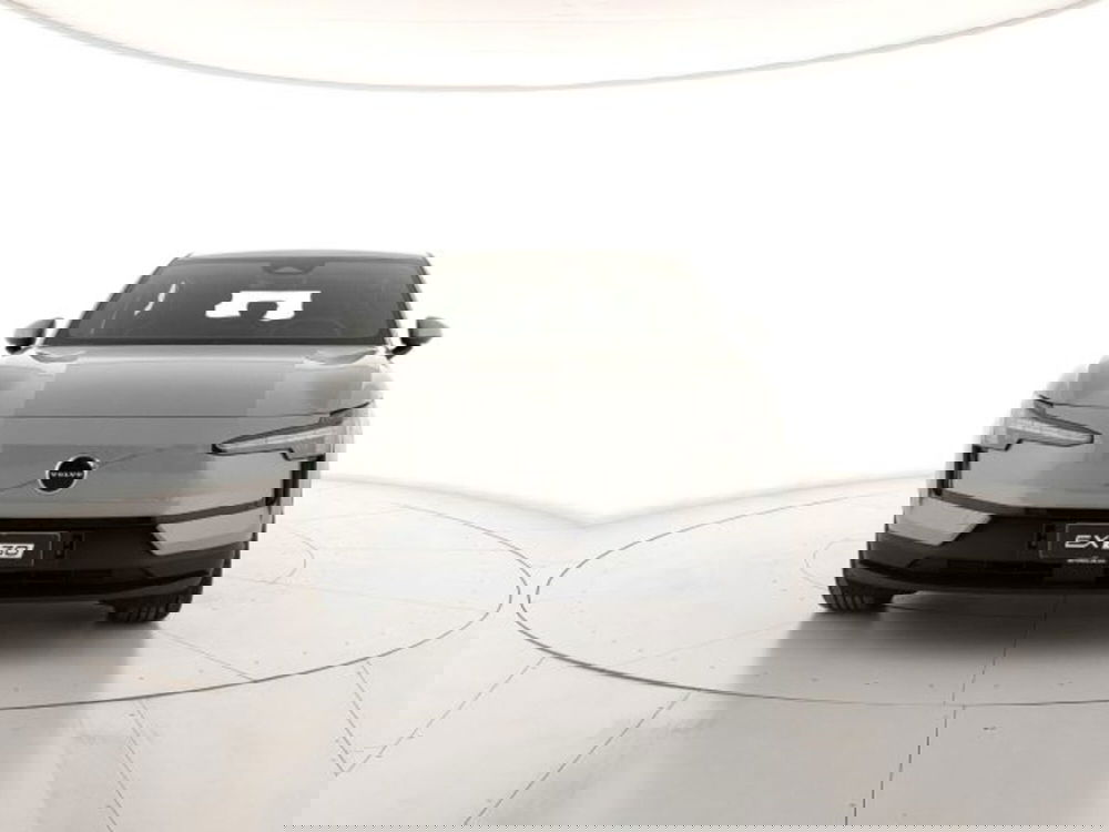 Volvo EX30 nuova a Modena (7)