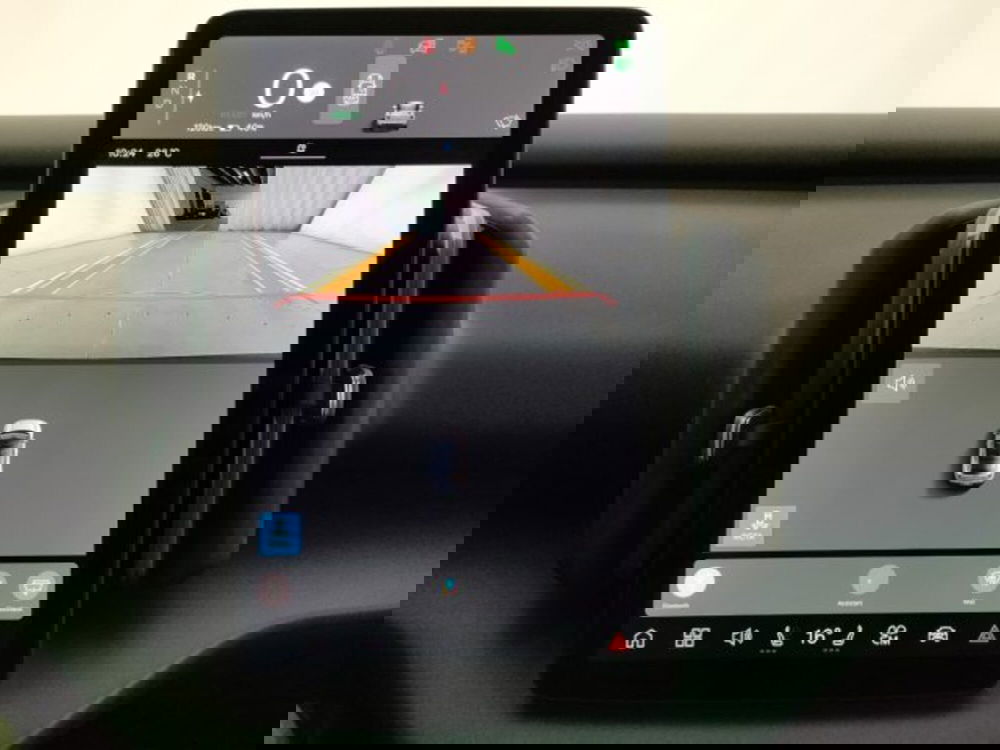 Volvo EX30 nuova a Modena (16)