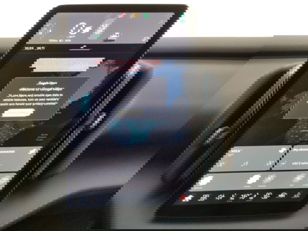 Volvo EX30 nuova a Modena (17)