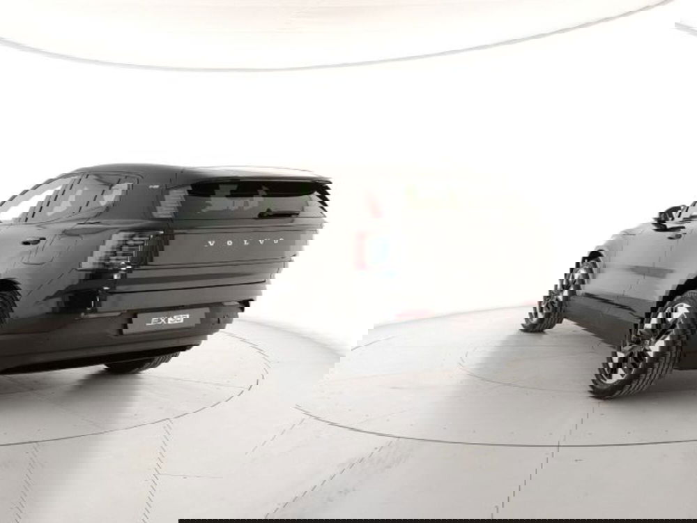 Volvo EX30 nuova a Modena (3)