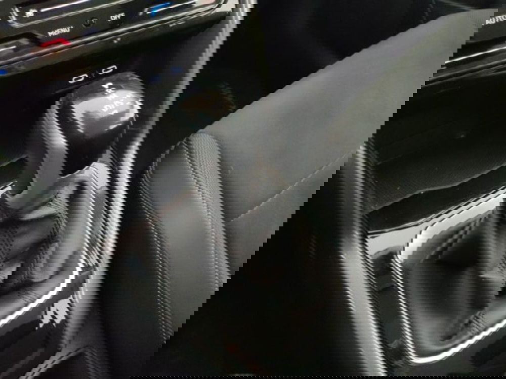 Volkswagen T-Roc usata a Modena (15)