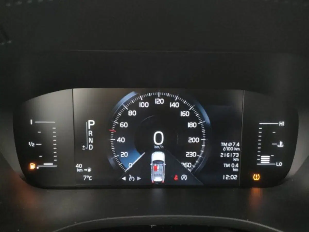 Volvo XC60 usata a Modena (12)
