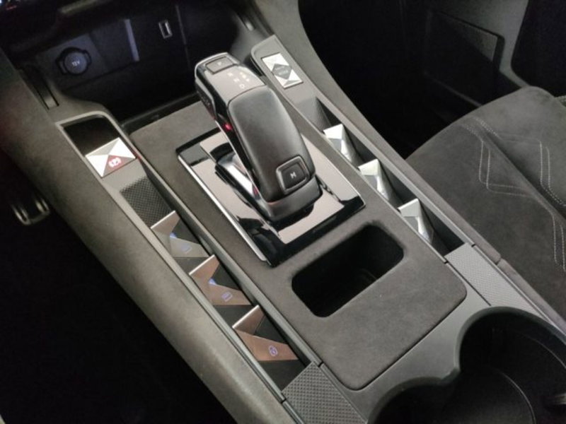 Ds DS 7 usata a Modena (15)