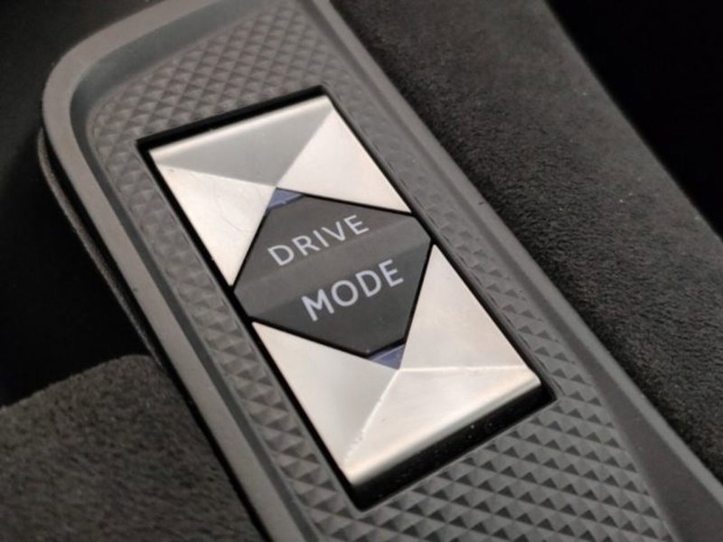 Ds DS 7 usata a Modena (16)