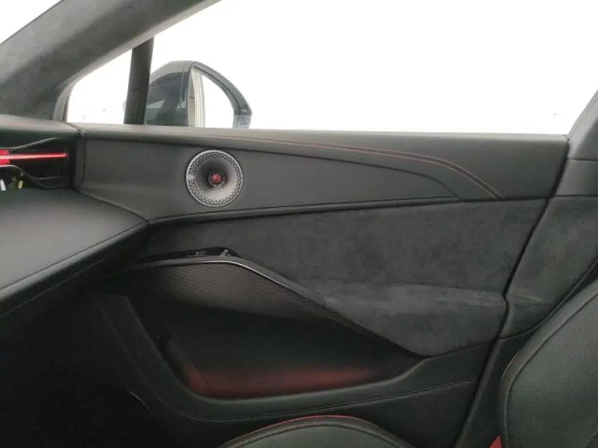 Lotus Eletre nuova a Modena (18)