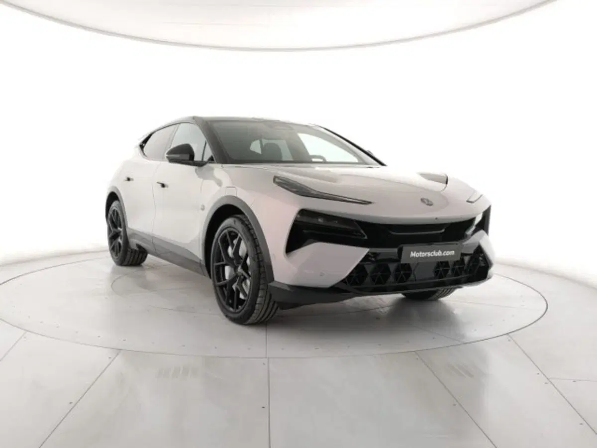 Lotus Eletre nuova a Modena (6)