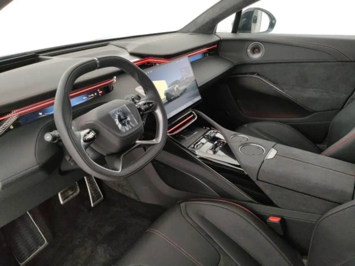 Lotus Eletre nuova a Modena (8)