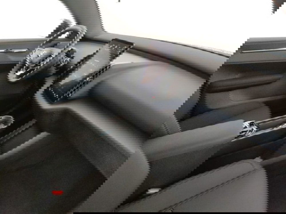 Volvo EX30 usata a Modena (11)