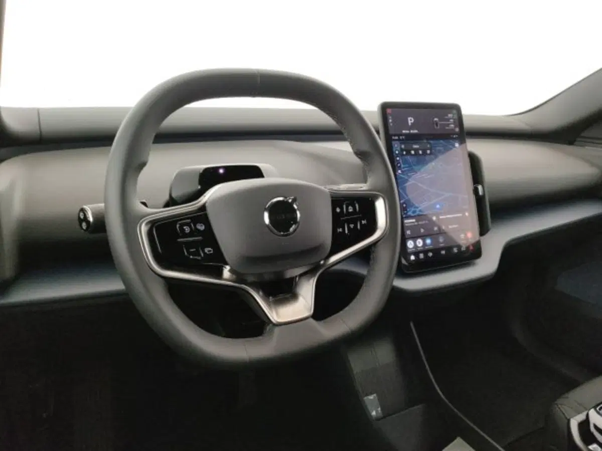 Volvo EX30 usata a Modena (6)