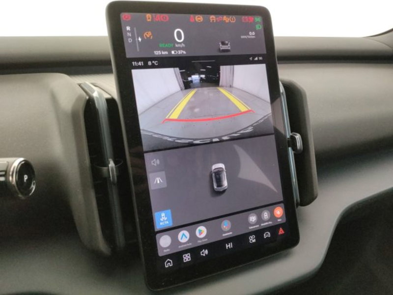 Volvo EX30 usata a Modena (17)