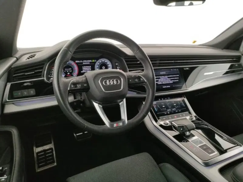Audi Q8 usata a Modena (13)
