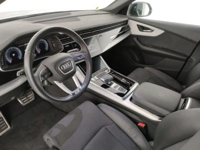 Audi Q8 usata a Modena (9)