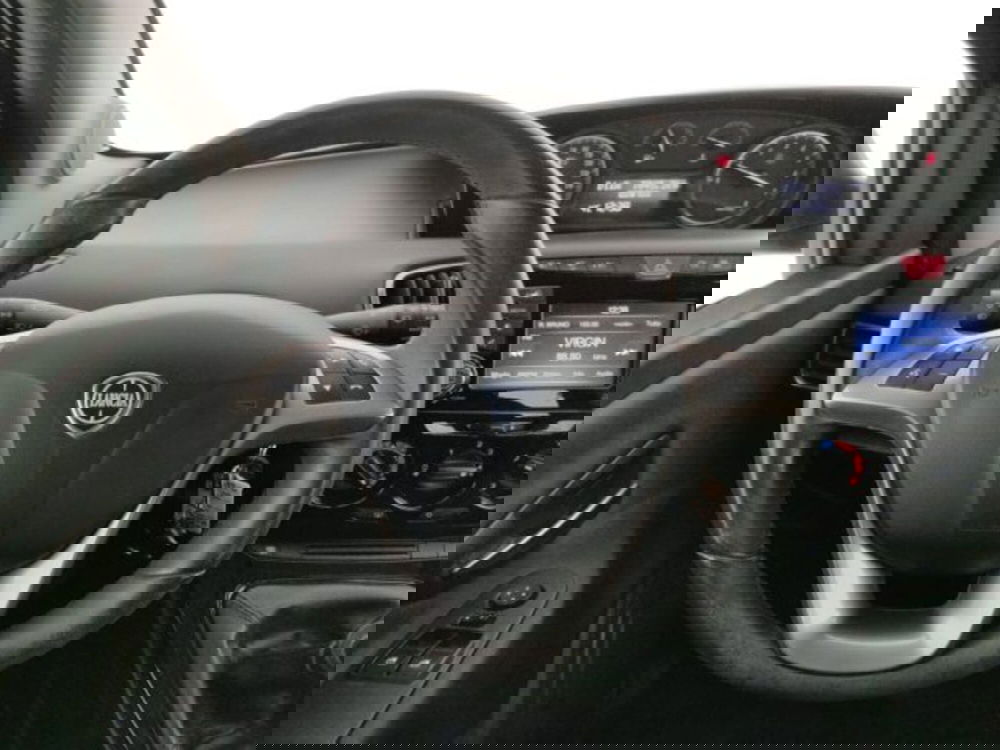 Lancia Ypsilon usata a Modena (13)