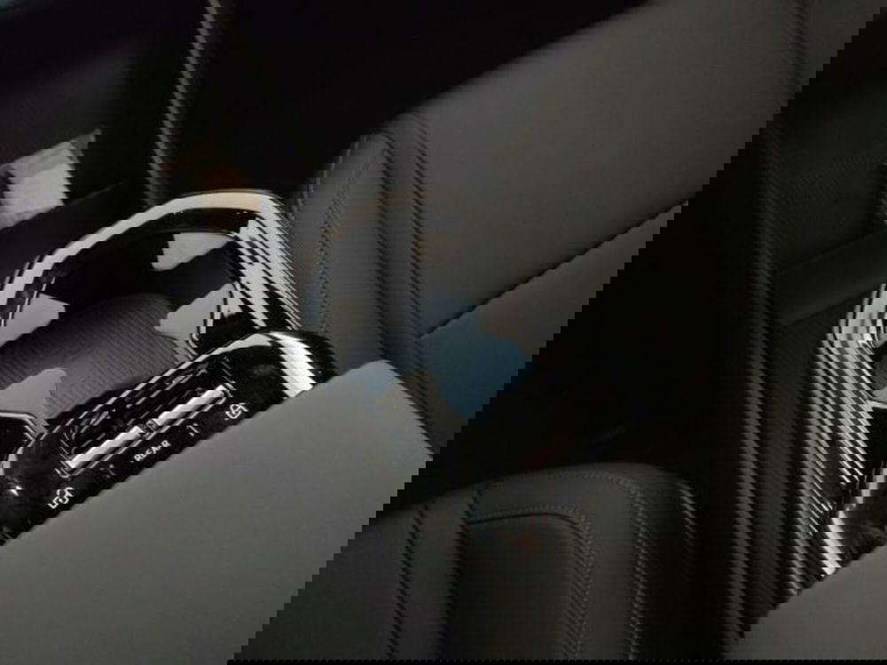 Volvo EX30 nuova a Modena (17)