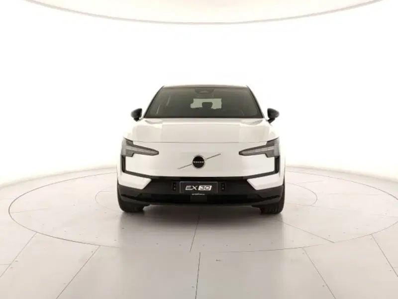 Volvo EX30 nuova a Modena (7)
