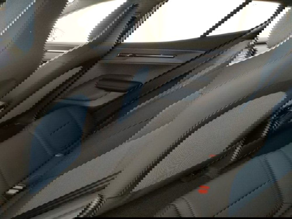 Volvo EX30 nuova a Modena (9)