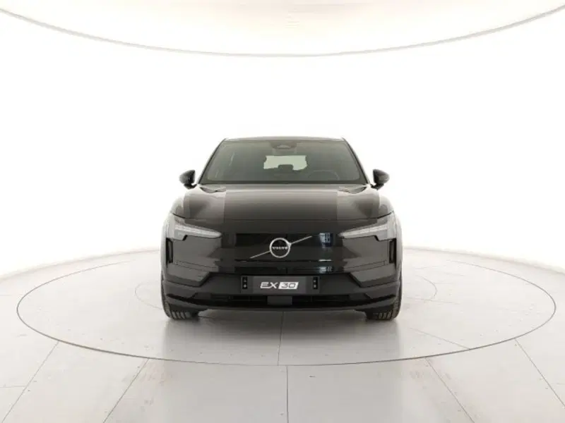 Volvo EX30 nuova a Modena (7)
