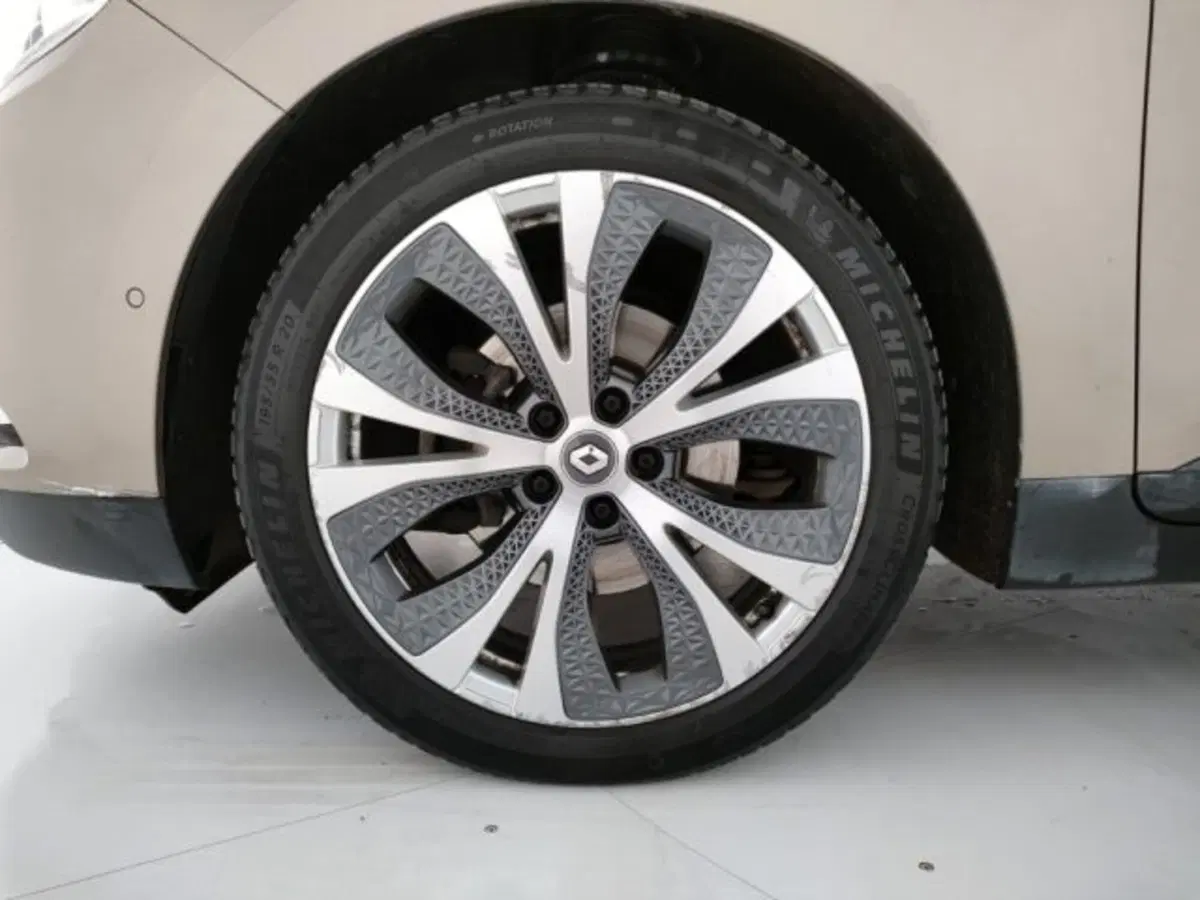 Renault Scenic E-Tech Electric usata a Modena (8)