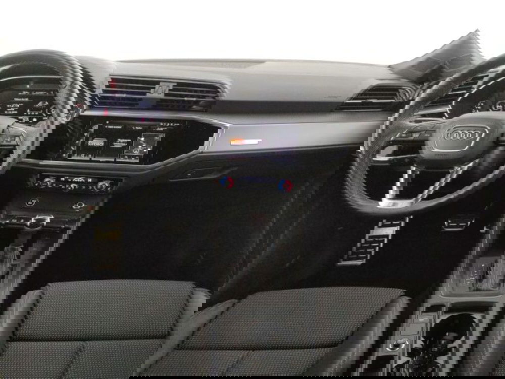 Audi Q3 Sportback usata a Modena (11)
