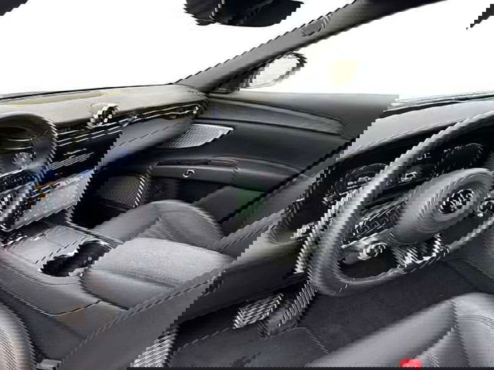 Maserati Grecale usata a Napoli (12)