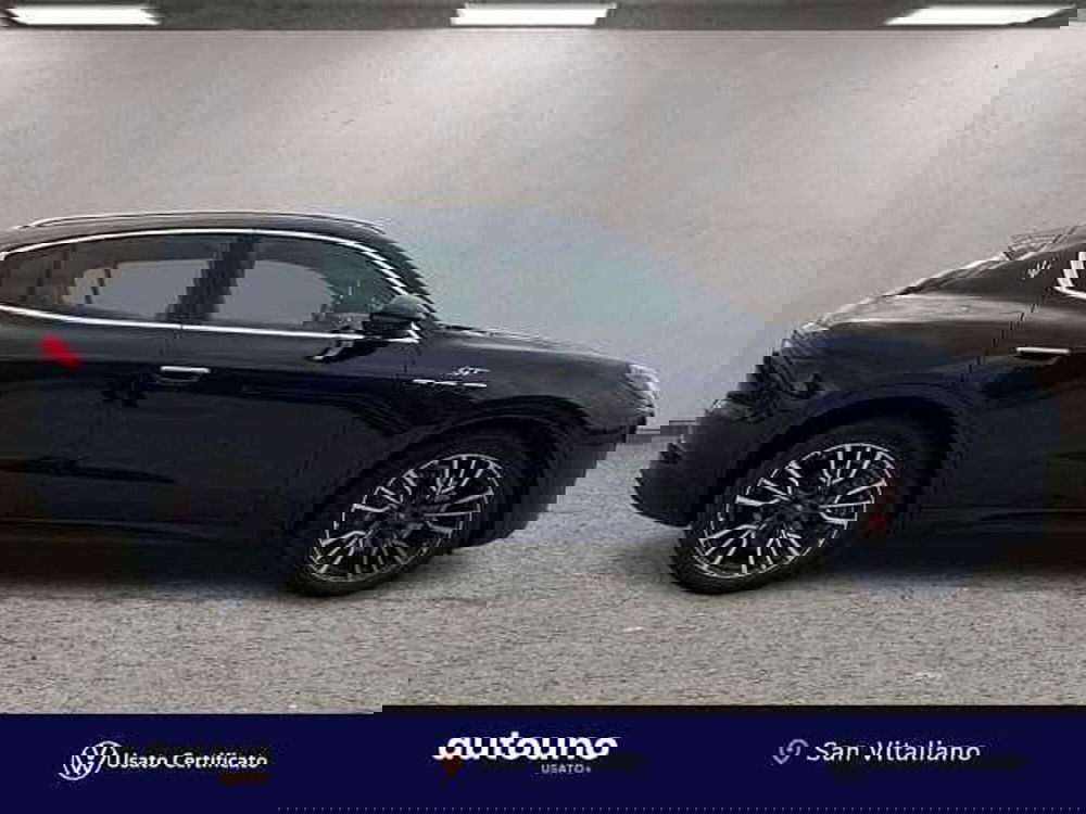 Maserati Grecale usata a Napoli (6)